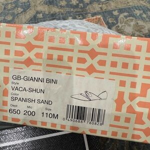 Gianni Bini Beige Suede Flats